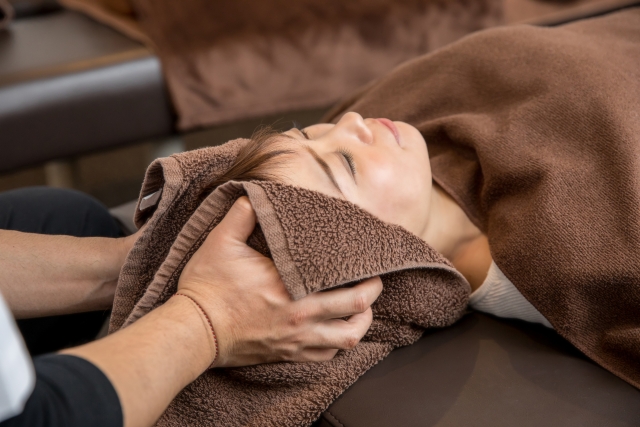 ベッドマッサージ20分の施術イメージ